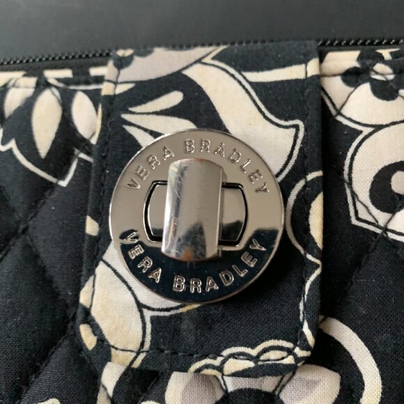 The Vera Bradley Wristlet Purse in Black and White Midnight Paisley - Picture 5 of 9